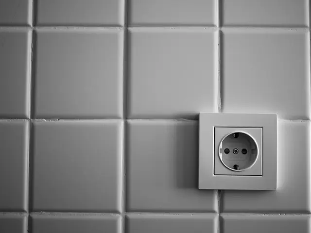 Quick home solutions for prompt alleviation of dry socket pain: