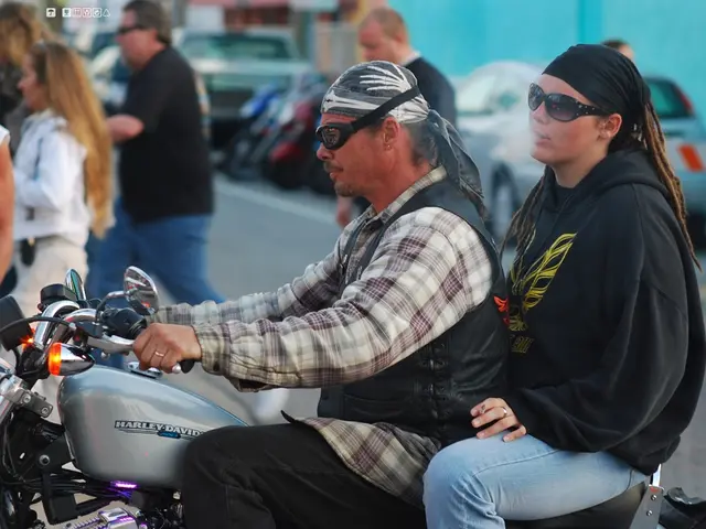 CBD and Cancer: Exploring Potential Advantages, Potential Drawbacks, and Further Information