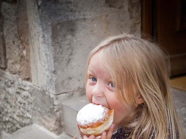 Uncontrollable feelings of fullness during meals: Definition, signs, reasons, and remedies