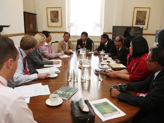 Team-strengthening Exercises for the Office: 25 Engaging Confidence-Boosting Tasks for the Year...