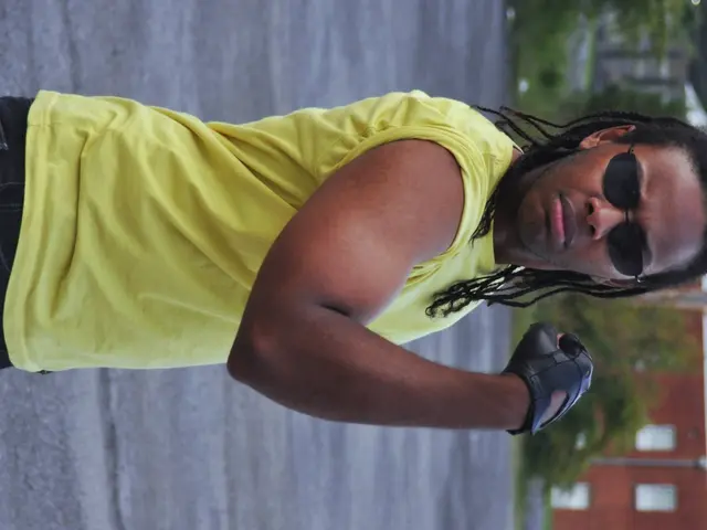 Controversial Discussion: Sunglasses with Polarization versus Non-Polarization