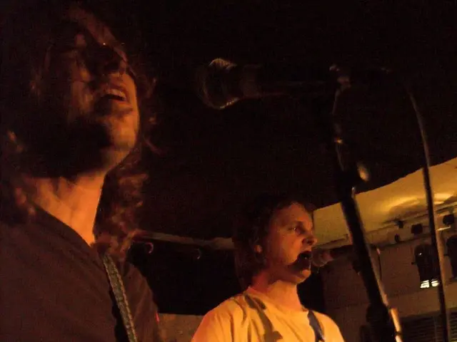 Concert cancellation due to shoulder injury