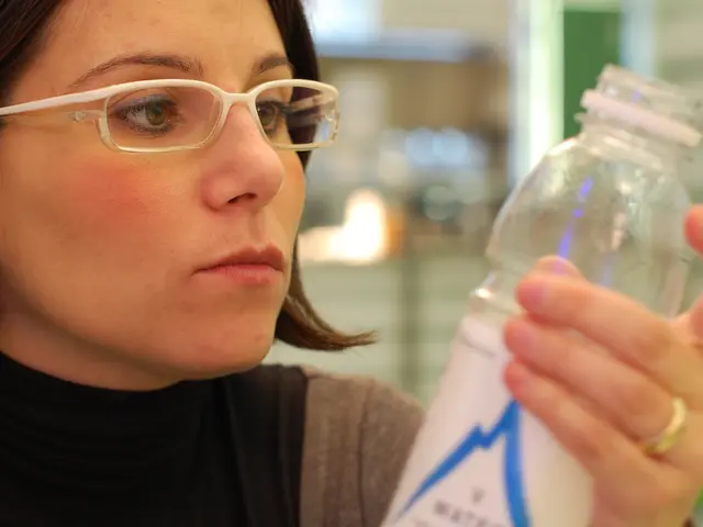 Is it Safe to Take a Shower With Your Contact Lenses On?