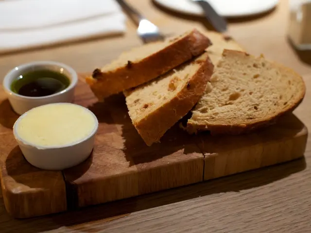 Alternative options and remedies for treating diverticulitis, including prescription and...