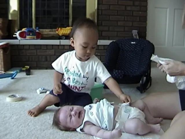 Identifying Signs of Chronic Diaper Use Habit