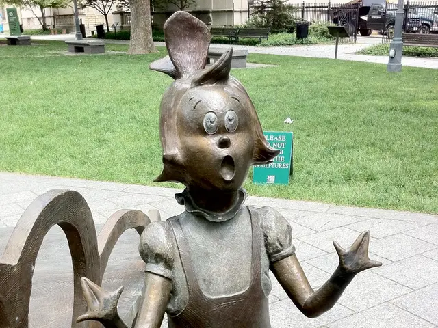 Council official imprisoned for sexually exploiting underage girl in Fife